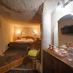 ヴュー ケイヴ 3* ギョレメ