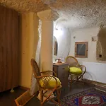 ホテル ヴュー ケイヴ 3*