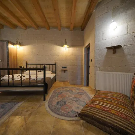 View Cave Hotel 2*