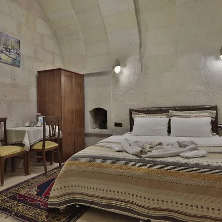 View Cave Hotel 3*