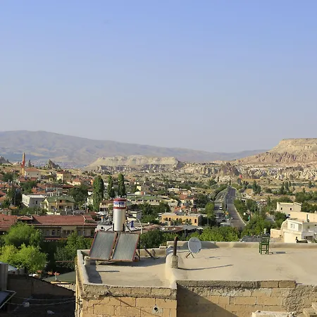 洞穴酒店 3* 格雷梅