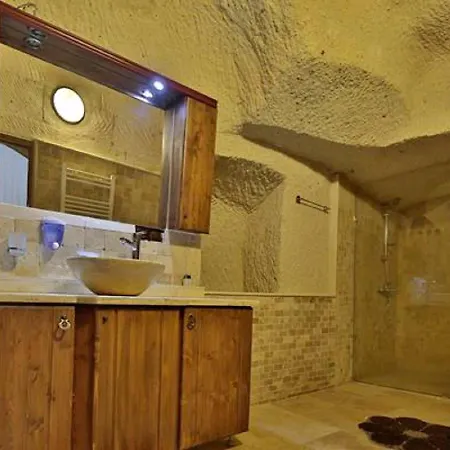 Hotel View Cave 3*