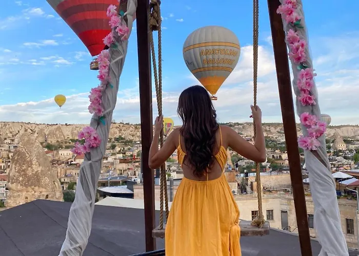 View Cave מלון 3*